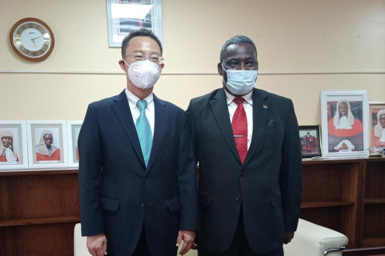 Chinese Ambassador to Malawi Meets The Honourable The Chief Justice Of The Republic Of Malawi